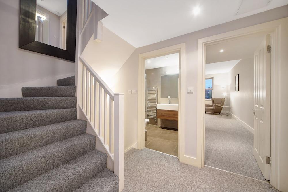 إكزكيوتيف أبارتمنتس إن سنترال لوندن أوستون فري ويفاي باي سيتي ستاي أبارتس تفاصيل الفندق من الداخل