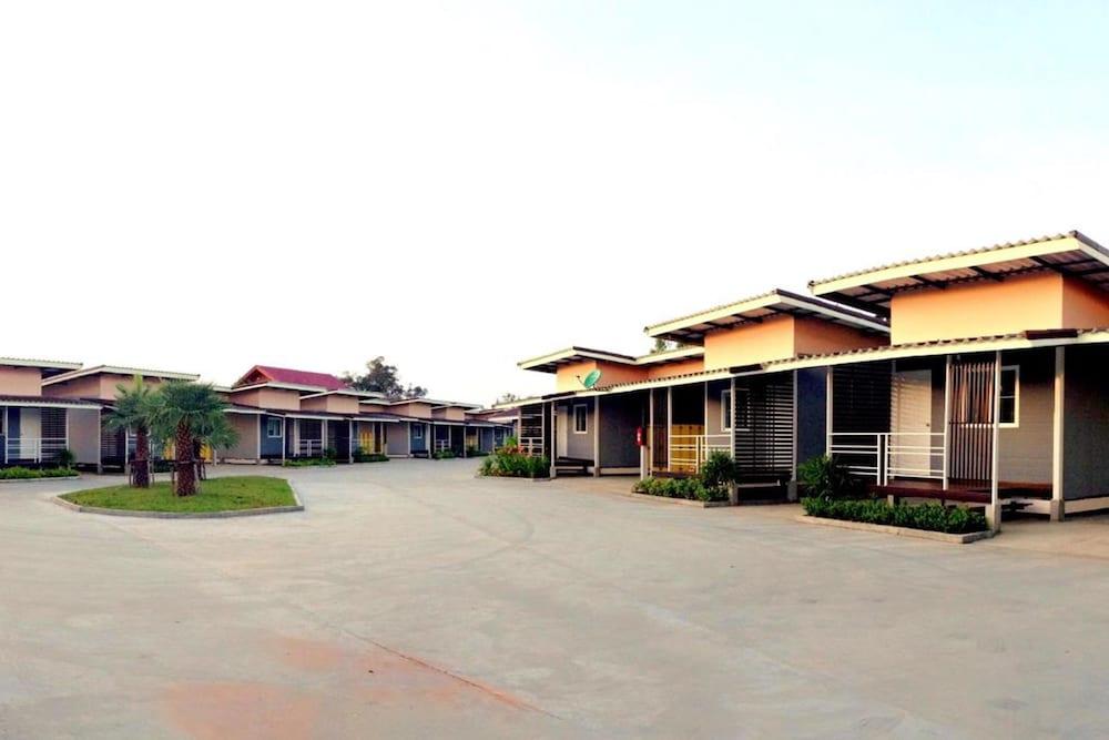 Zigzag Resort Yasothorn Exterior