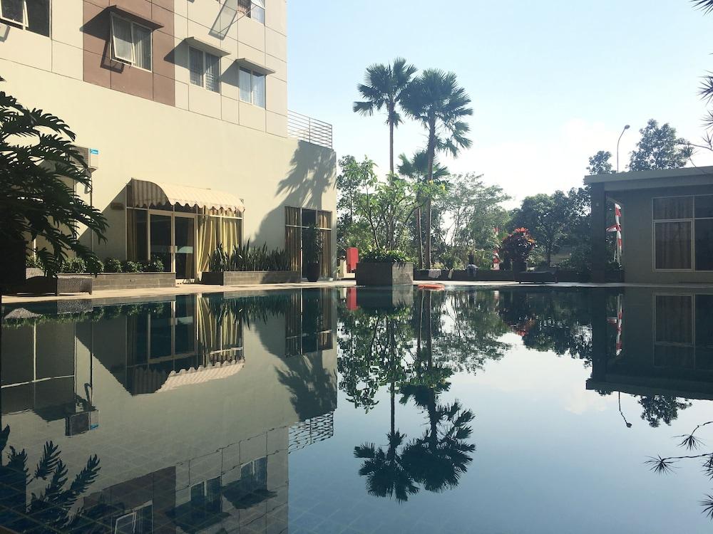 تشيك آند كوزي ل بد روم أبارتمنت آت باينوود جاتينانجور نير جاتوس المنطقة الخارجية