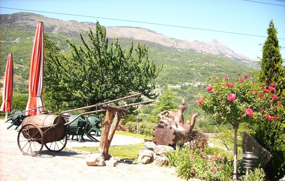 Comtes de Challant Property Grounds