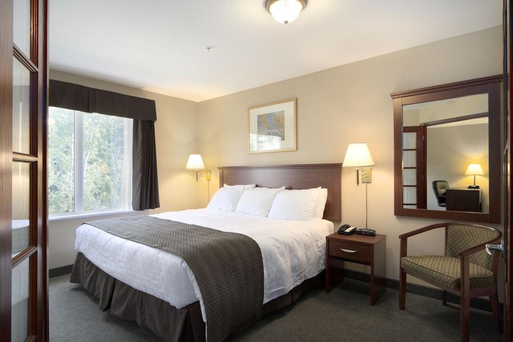 Days Inn by Wyndham Thunder Bay North Room