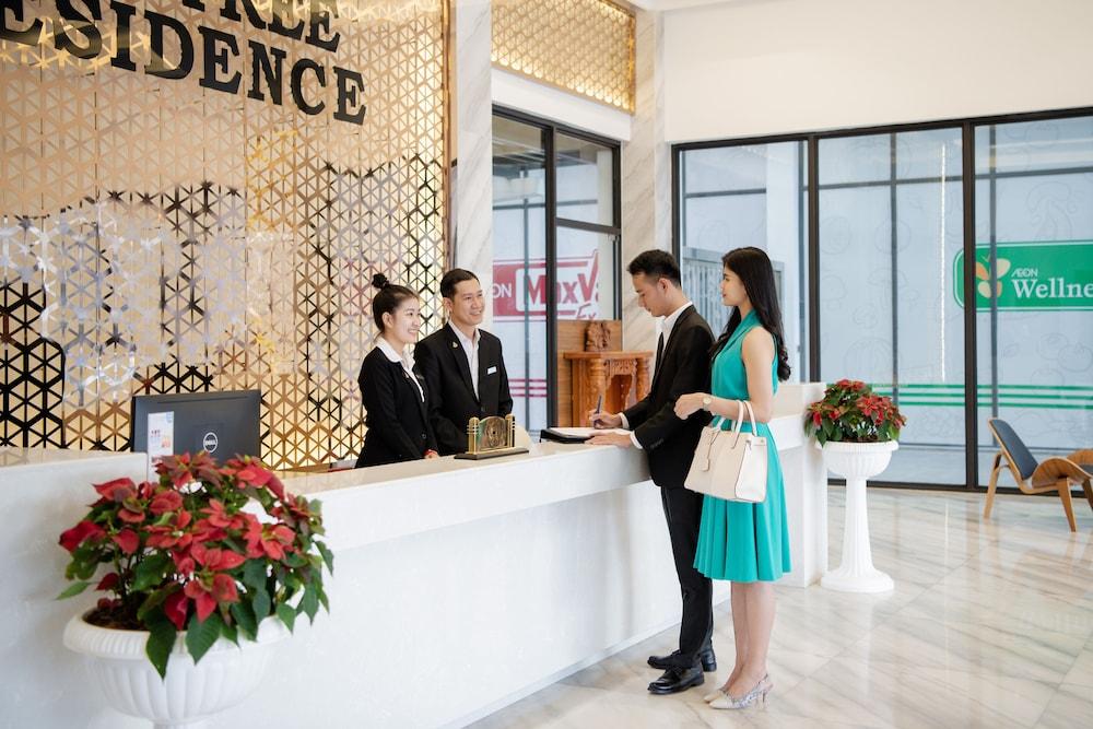 سكاي تري هوتل باي نيو وورلد هوسبيتاليتي منطقة الاستقبال