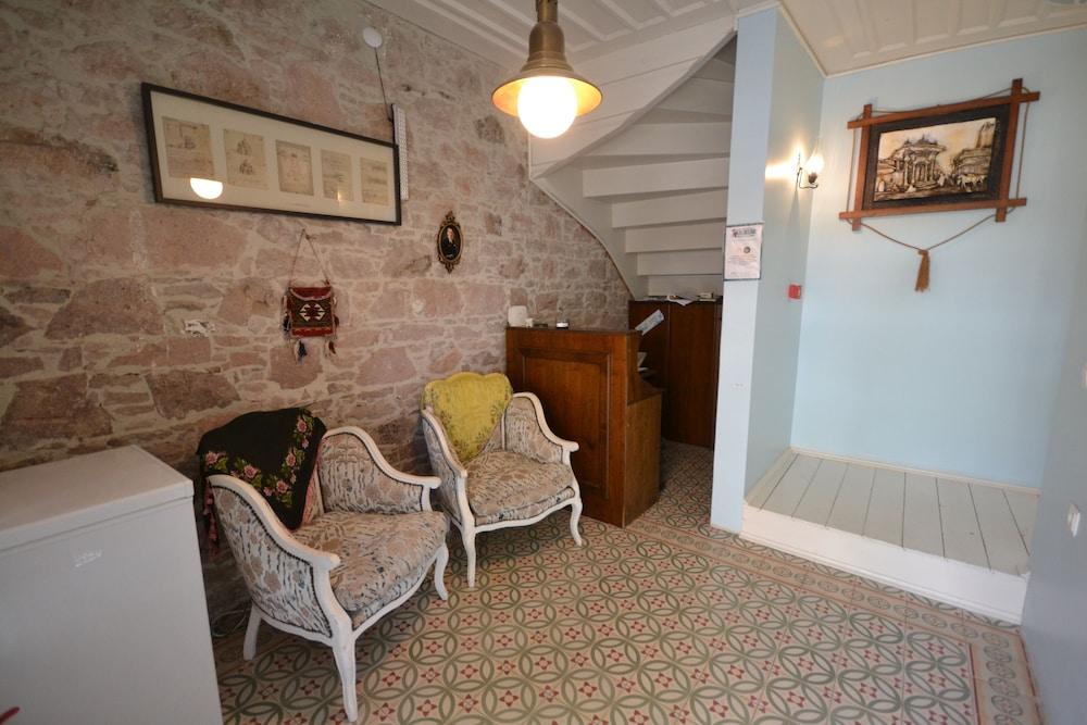 جوندا بوسيدون هوتل منطقة الاستقبال