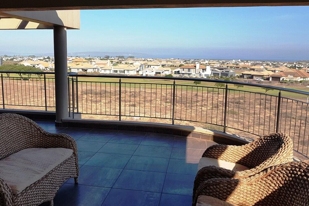 Bayview, Langebaan 8-sleeper Featured Image