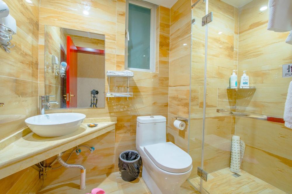 سكاي ليني سيفيو هوليداي إن دالي حمام