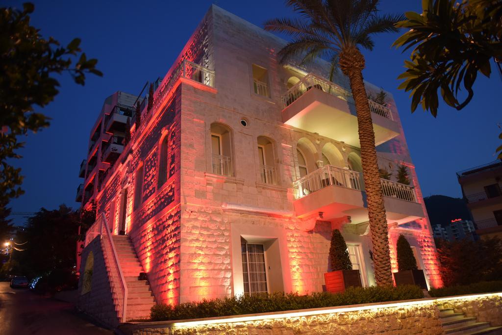 Luxor Hotel