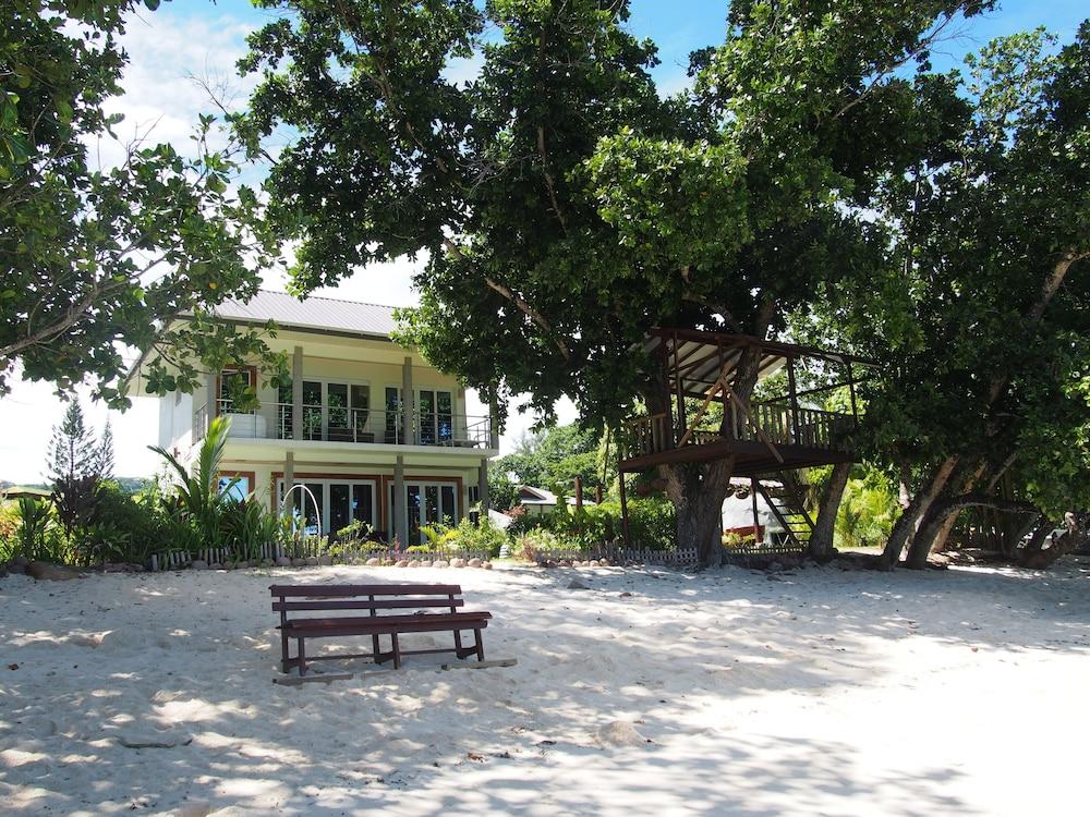 لا ديجو لاكشري بيتش بنجالو سبا آند جيم الشاطئ