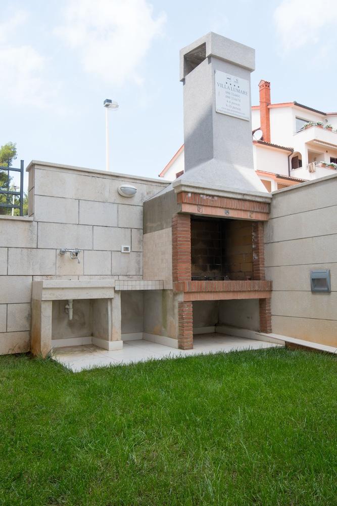 Apartments Lumare with private pool Exterior detail