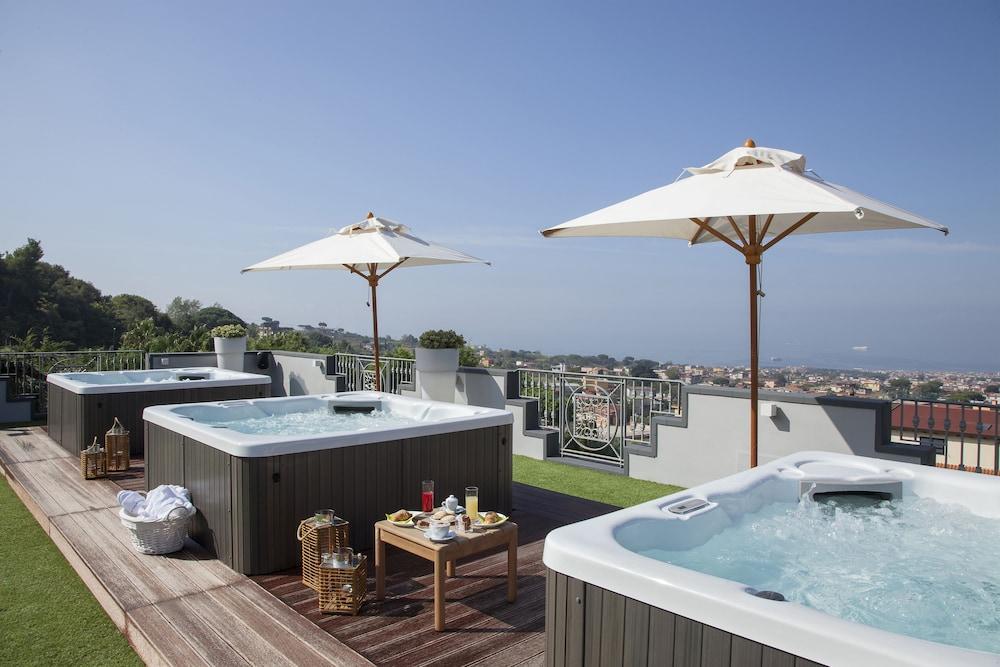 أندريس هوتل