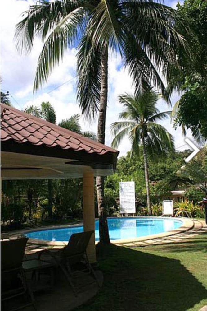 فاكيشن فيلاز أت سوبيك هومز حمام سباحة مكشوف