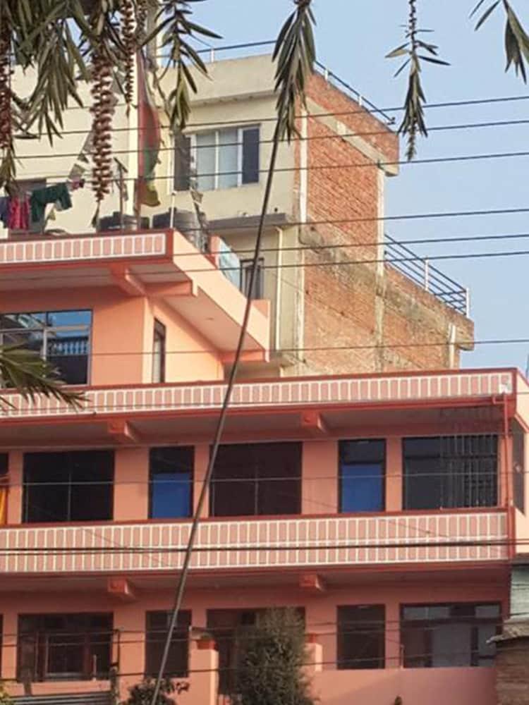 تامانج هوم ستاي