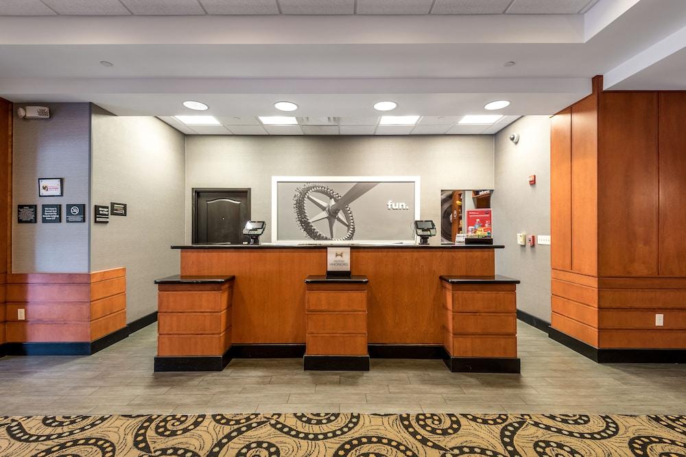 هامبتون إن آند سويتس أورلاندو-ساوث ليك بوينا فيستا الردهة