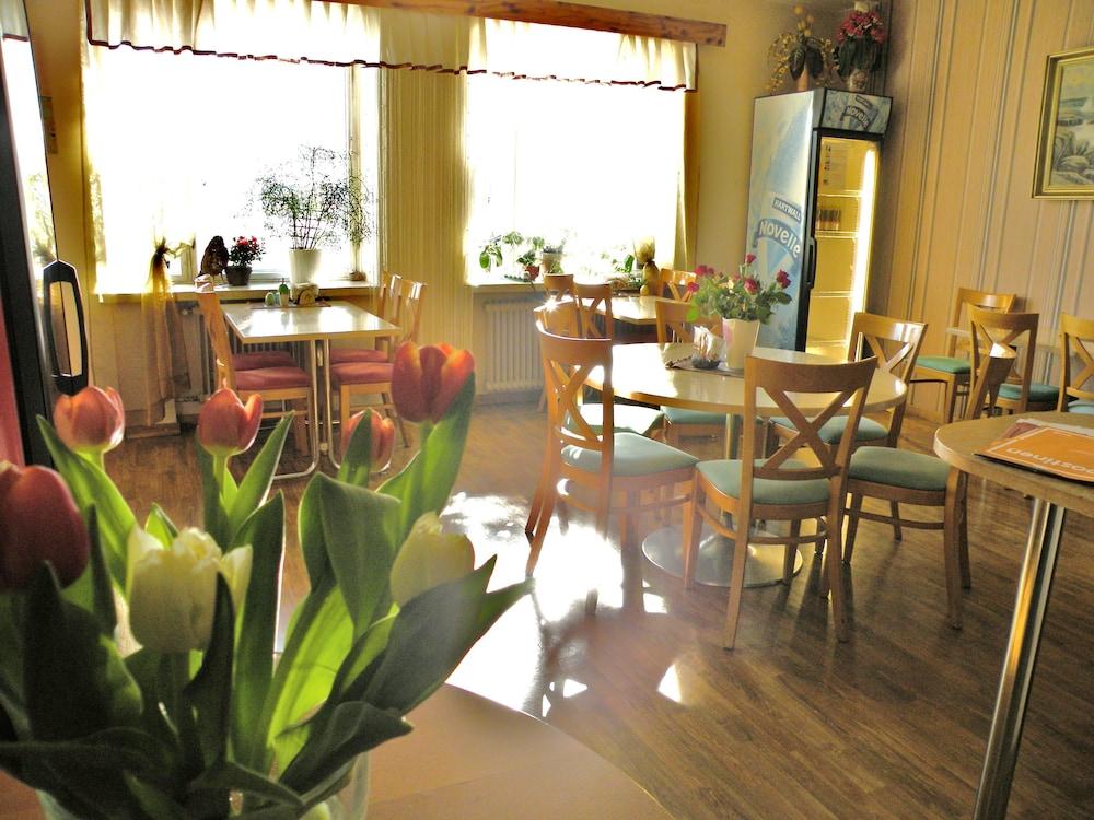 بي آند برترو - جيست هاوس كوبيتاا الردهة