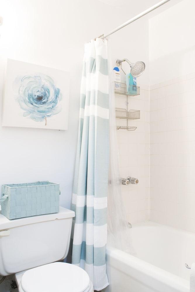 ووك تو كولومبيا يوني آند سنترال بارك - 1 مينيت تو ترين حمام