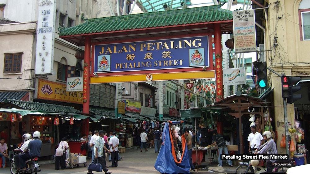 زين هوم إكسبريشنز سويتس المنطقة الخارجية