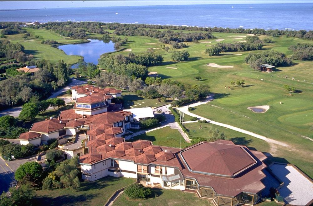 إيسولا دي ألباريلا جولف هوتل المنطقة المحيطة بالمنشأة