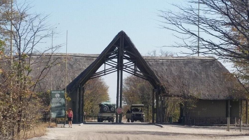 Third Bridge Mobile Camp Exterior