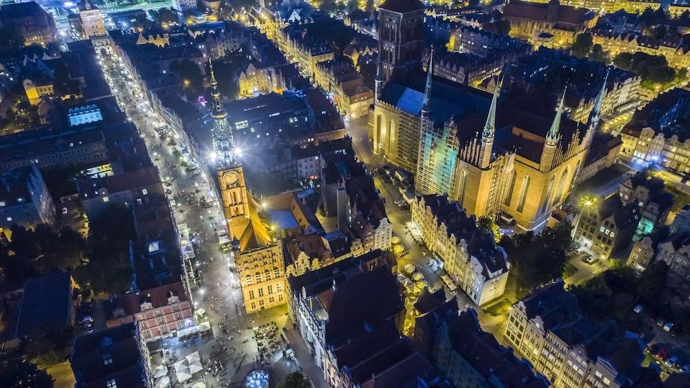 هولاند هاوس ريزيدانس أولد تاون منظر من الجو