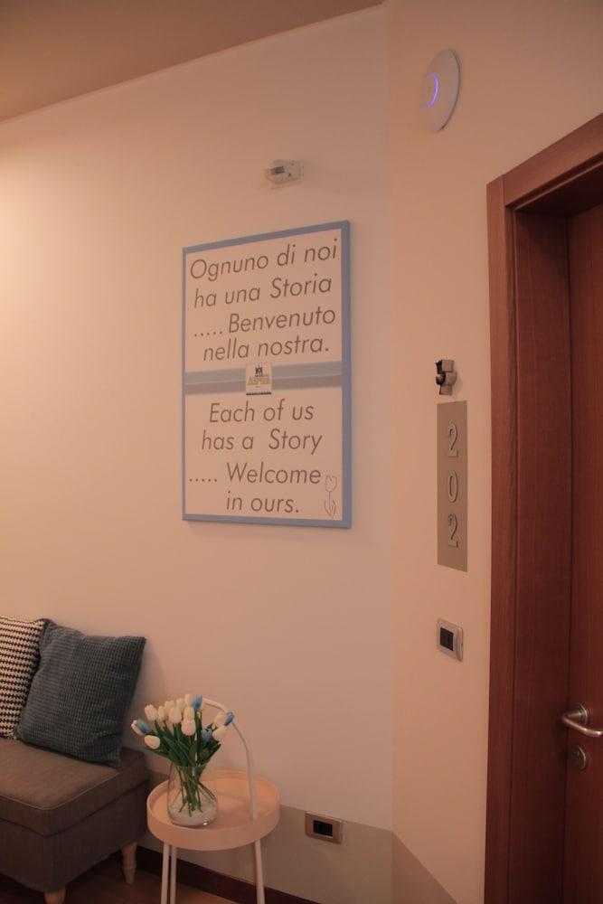Vignola Rooms Avio Interior