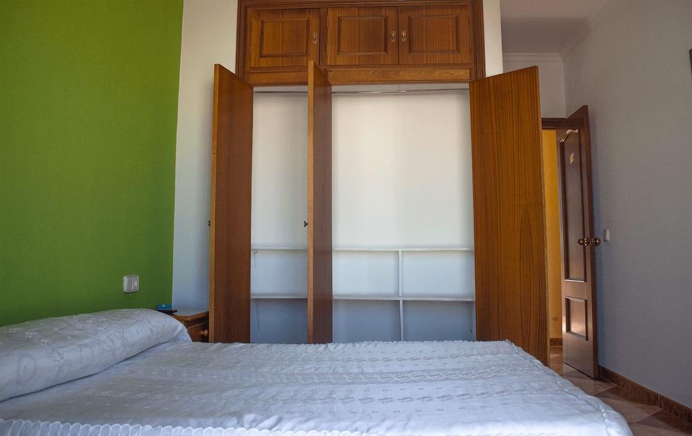 بنسيون بينزابا غرفة