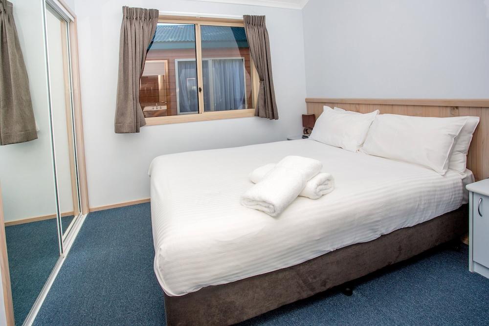 بيج4 باتيمانز باي آت إيستس ريفرسايد هوليداي بارك غرفة