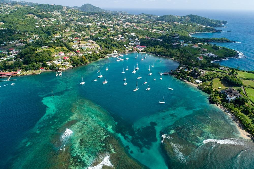 بلو لاجون هوتل آند مارينا منظر من الجو