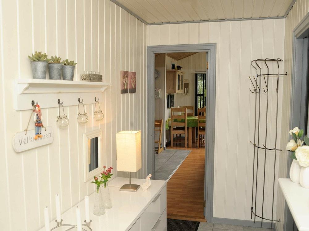 كوزي هوليداي هوم إن ٔوكسبول ويذ ويرلبول غرفة