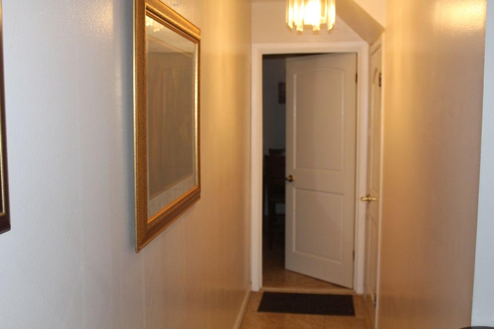 كوزي، كلاسي دوبليكس ني ري ٕن سي منطقة الاستقبال