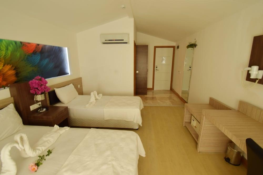 Adrasan Beltom Beach Hotel Room