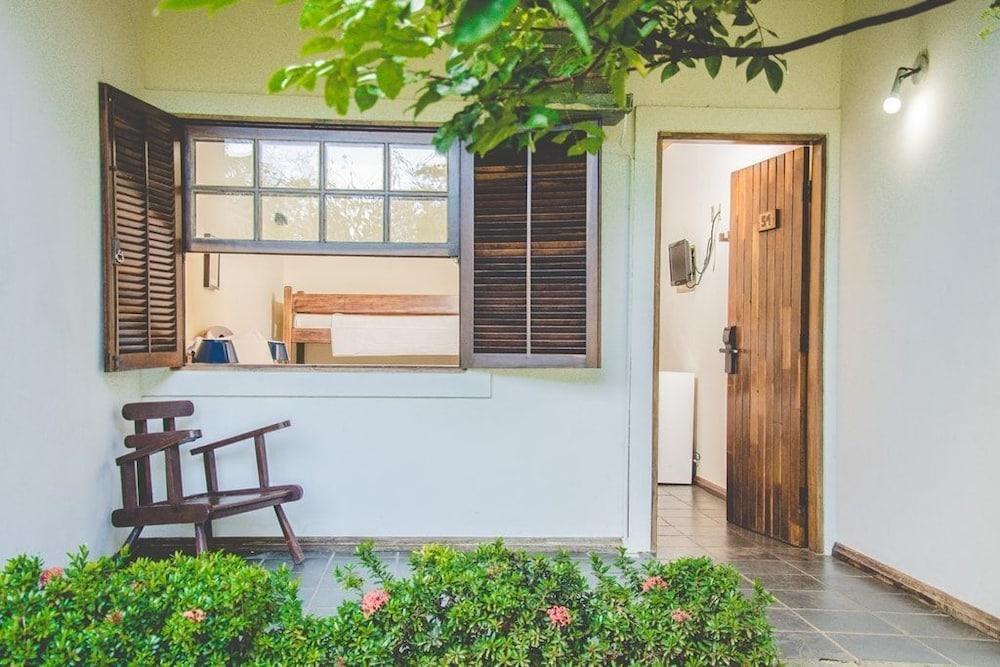 فلامبويانت هوتل آند كونفينشن المنطقة الخارجية