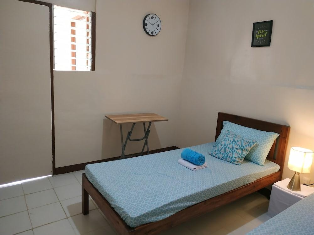 Nelmann's Nipa Huts Featured Image