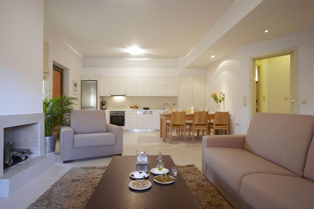 Ikia Luxury Homes Eco