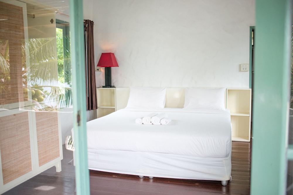 وارابورا ريزورت