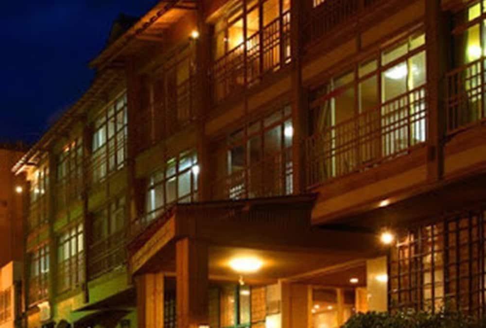 Yubana Mankai Exterior detail