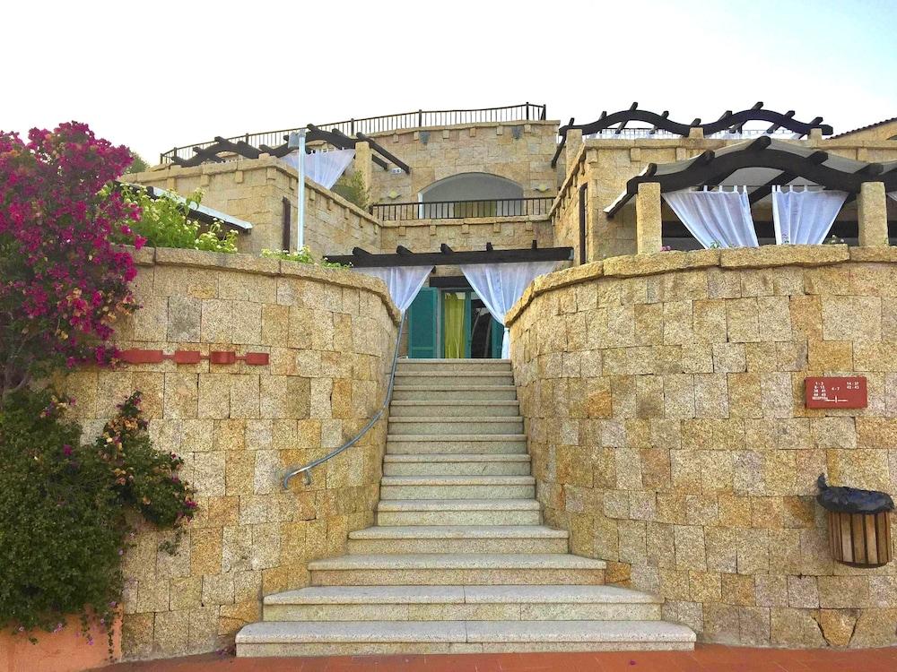Le Sirene Exterior