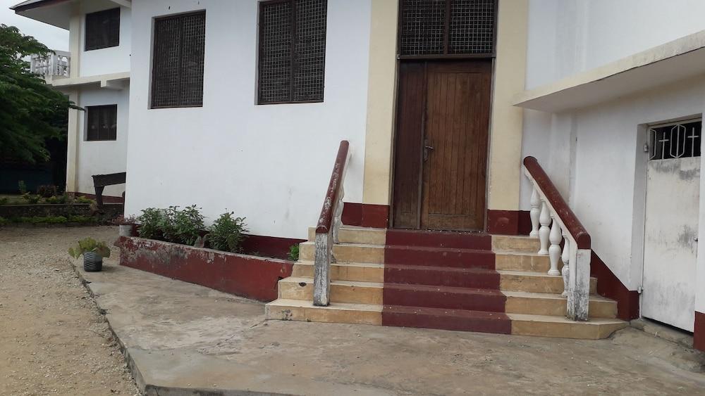 واندرفول هاوس