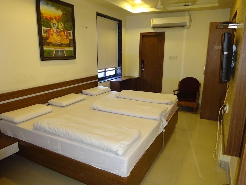 Hotel Shri Hari Prem