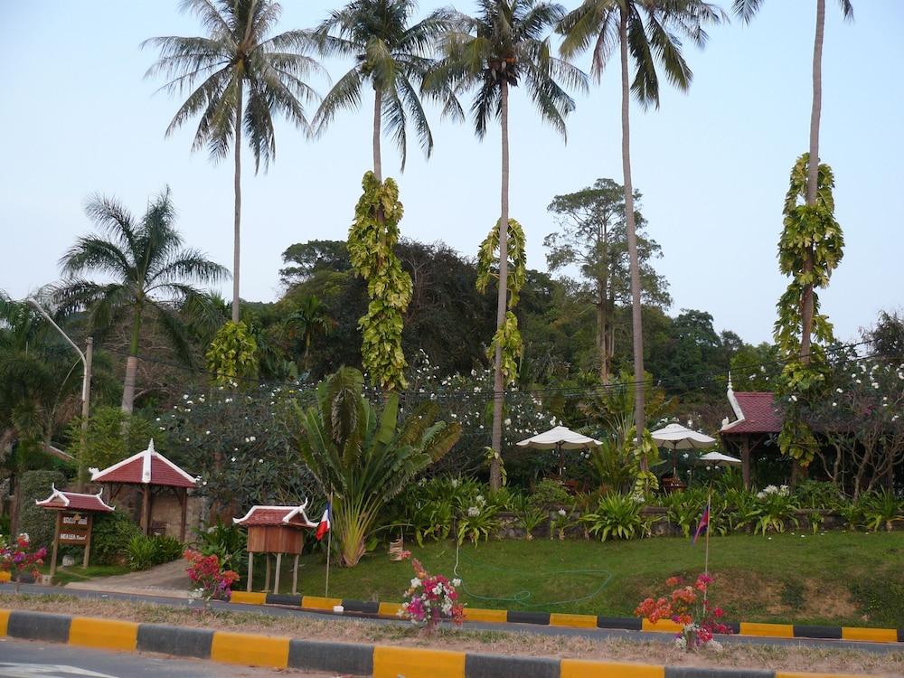 Mealea Resort Property Grounds