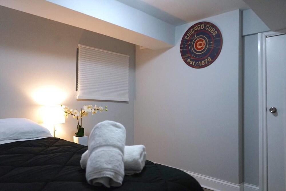 The Karlov Connection - Ohare Wrigley Gateway Room
