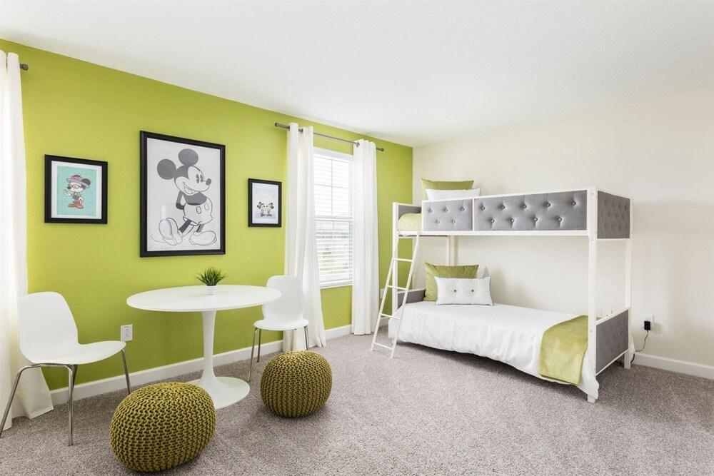 9 بد روم تشامبيونز جايت بول هوم غرفة