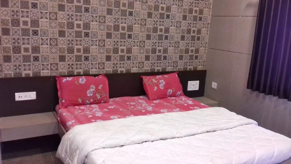 Sharmin Rose Bungalow by Sky Stays