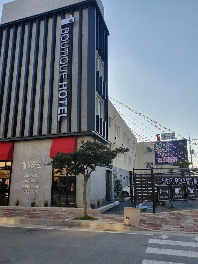 1 بيونجي موينتل الصورة الأساسية