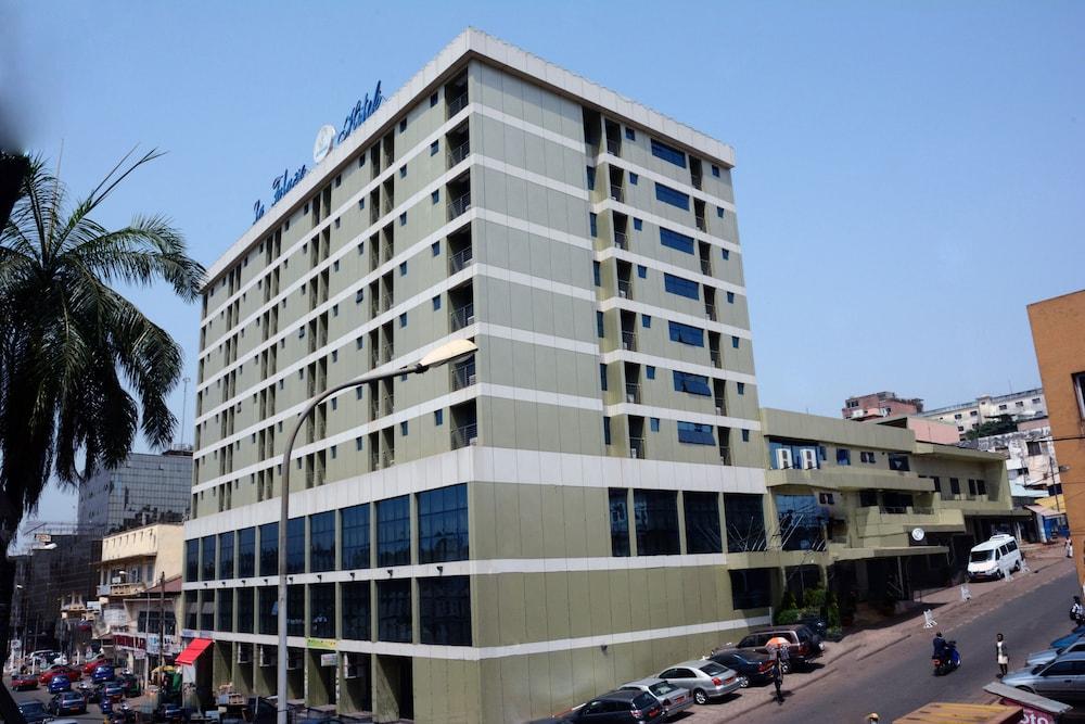 Hôtel La Falaise Featured Image