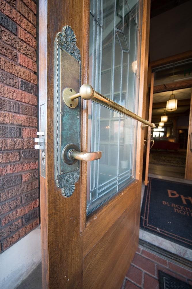 ذا بلاك هوك هوتل المنطقة الخارجية