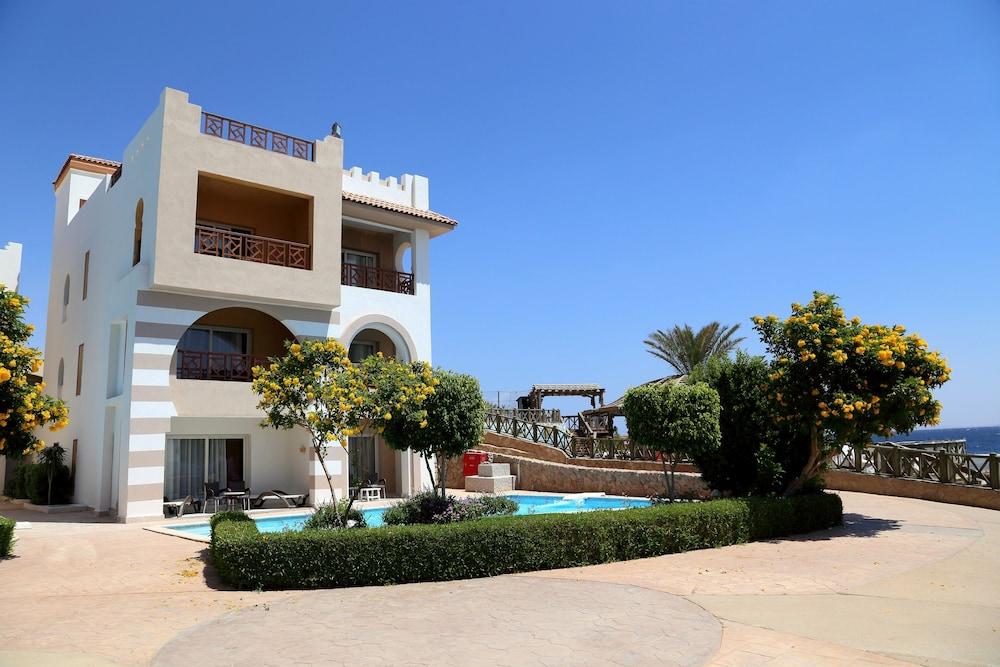 ريحانا رويال هوتل آند سبا - بسعر شامل جميع الخدمات تفاصيل الفندق من الخارج