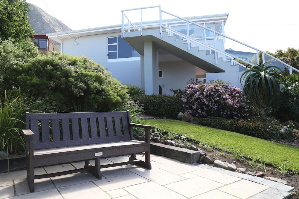 Home with an Ocean view Exterior