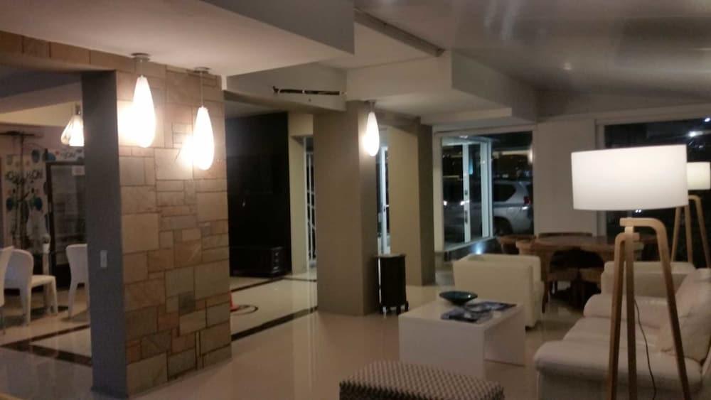 Hotel Playa Brava Reception