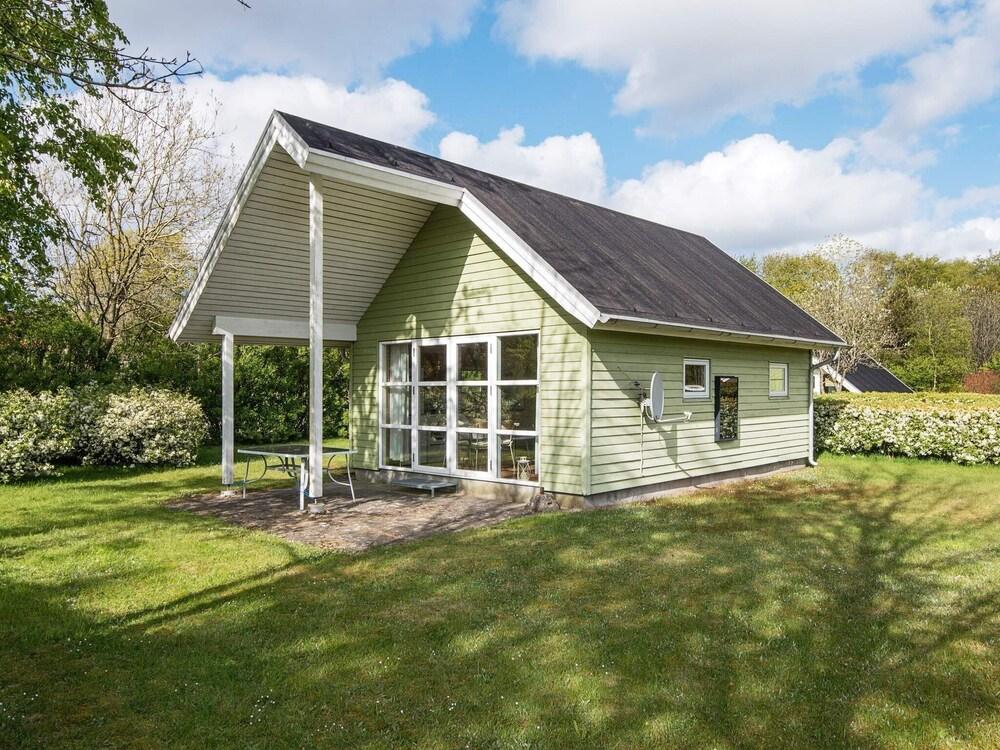 4 بيرسون هوليداي هوم إن غريندستيد المنطقة الخارجية