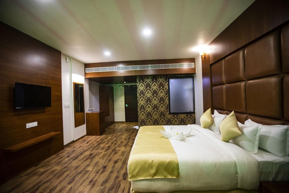 Jalashray Resort Room