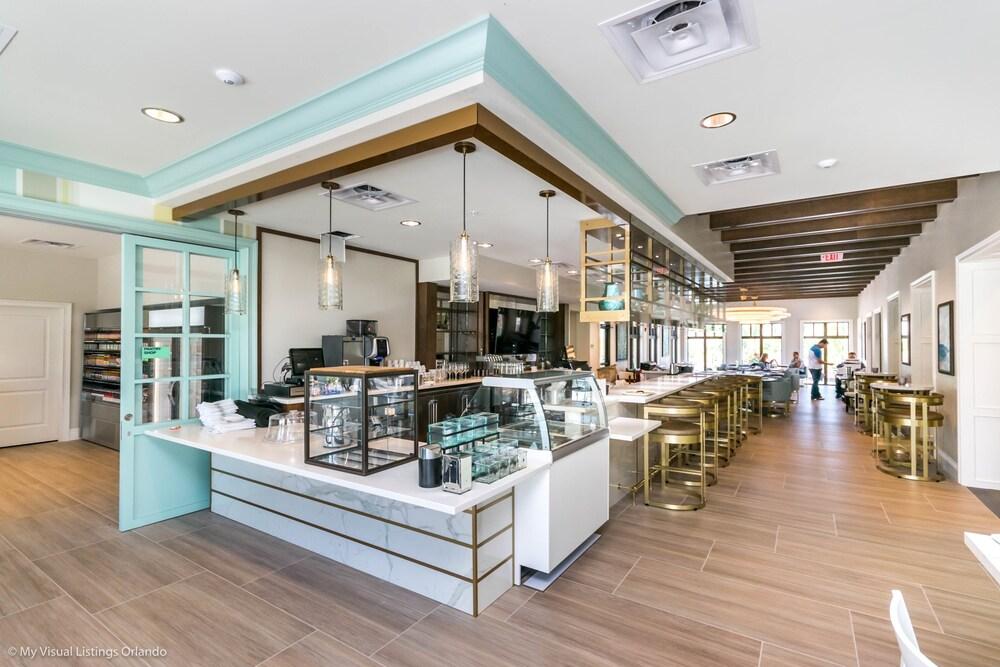 178 دٕ ب يو 7 بدروم 5 باث روم سولارا فيلا داخلي